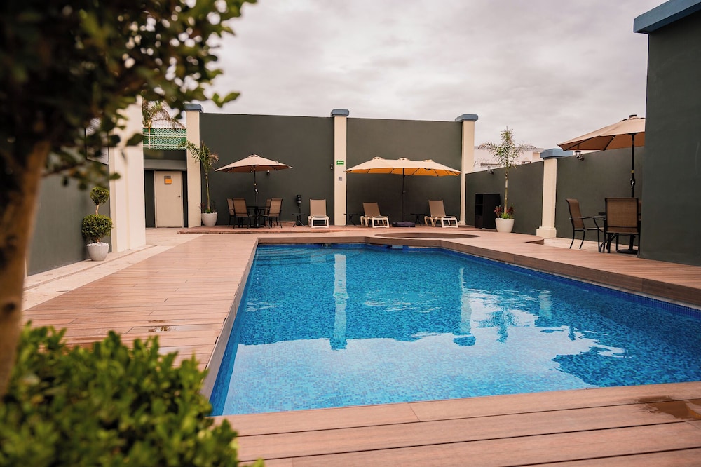 La Quinta by Wyndham Reynosa 56/58