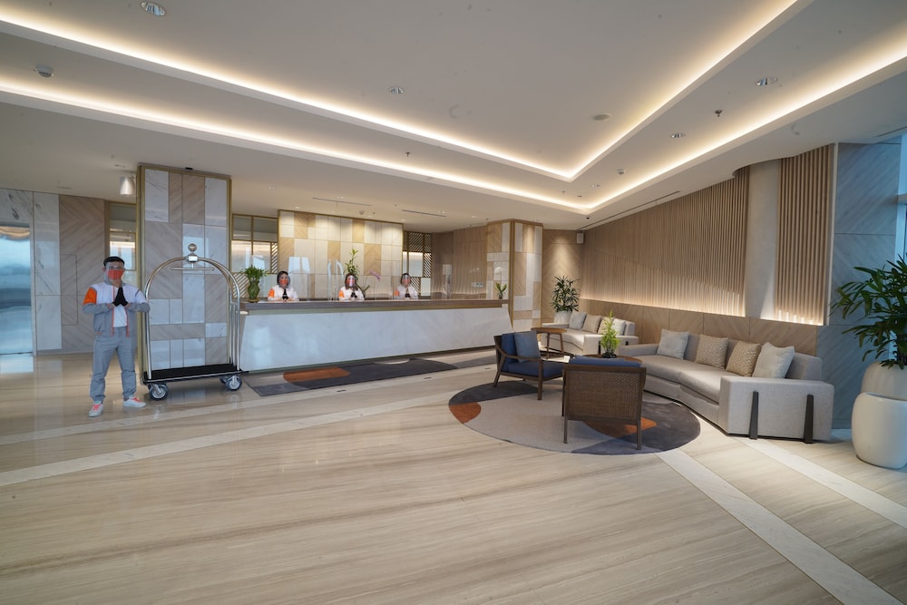 Harris Suites Puri Mansion 8/50