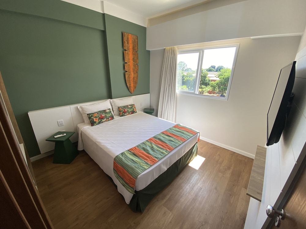 Suite, Futon Bed, King Bed, Single Bed, Sofa, Patio, Accessible