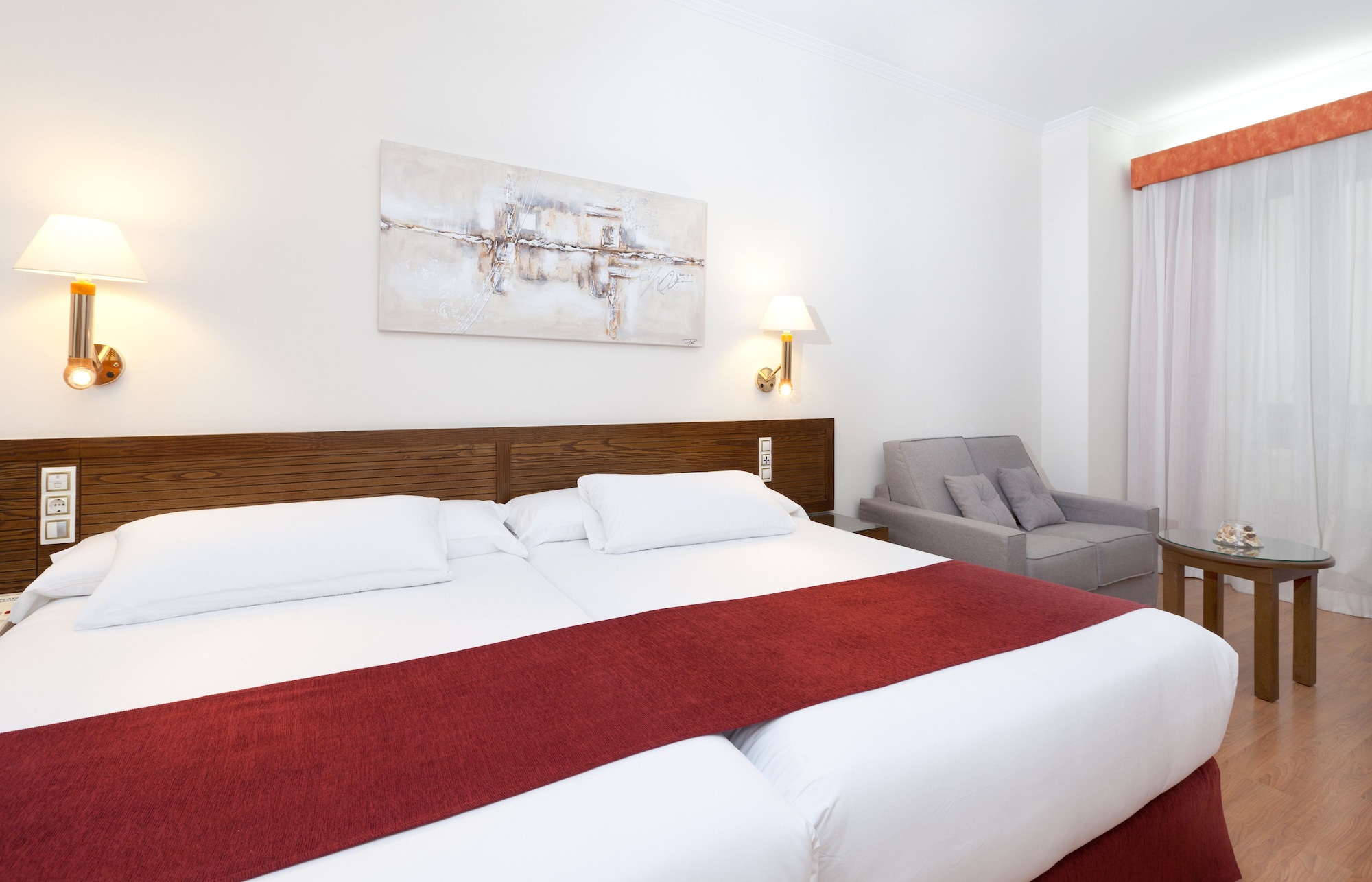 غرفة سوبيريور بسريرين مزدوجين، Senator Cadiz Spa Hotel 4/10