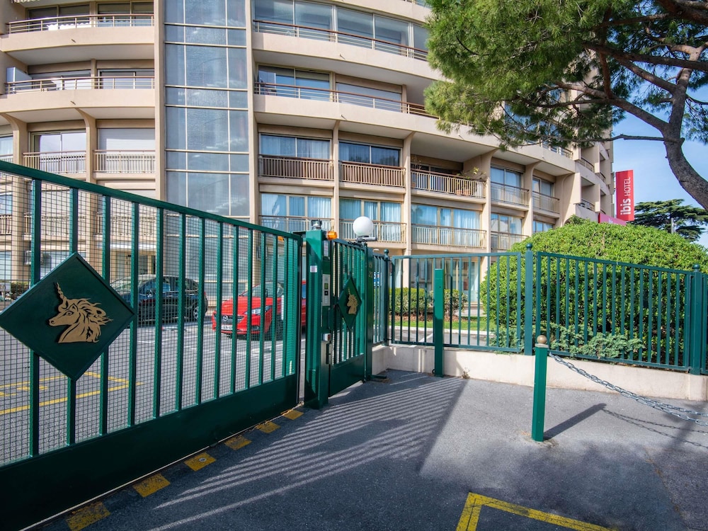 ibis Cannes Plage La Bocca 57/63