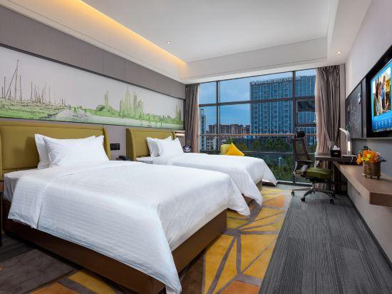 Superior, Twin Beds