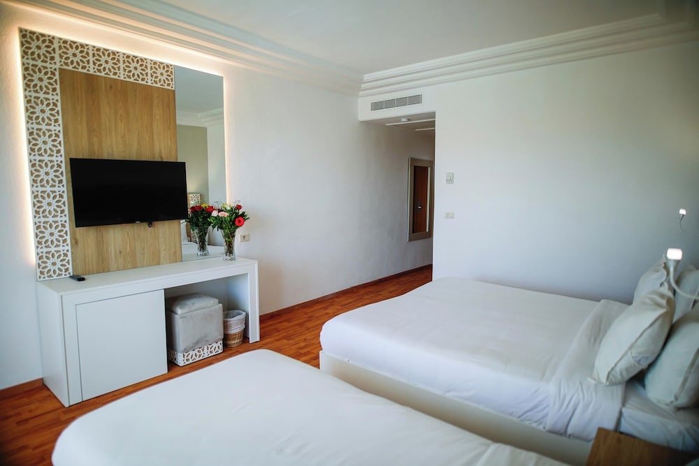 TMK L Atrium Yasmine Hammamet 24/60
