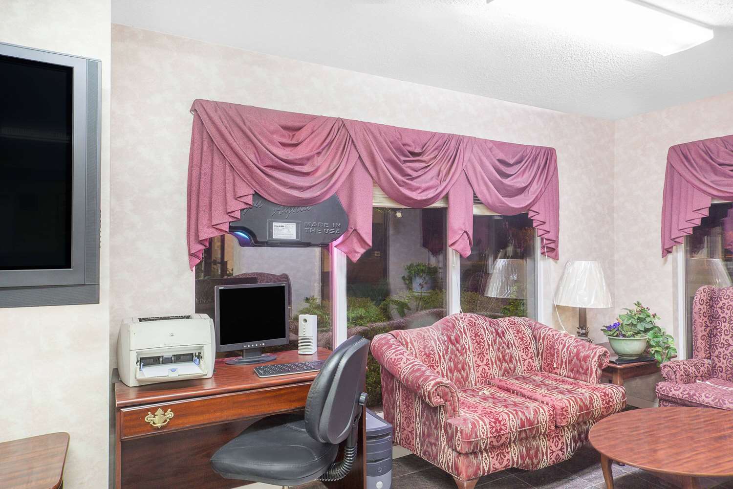 Super 8 by Wyndham Decatur Priceville 15/19