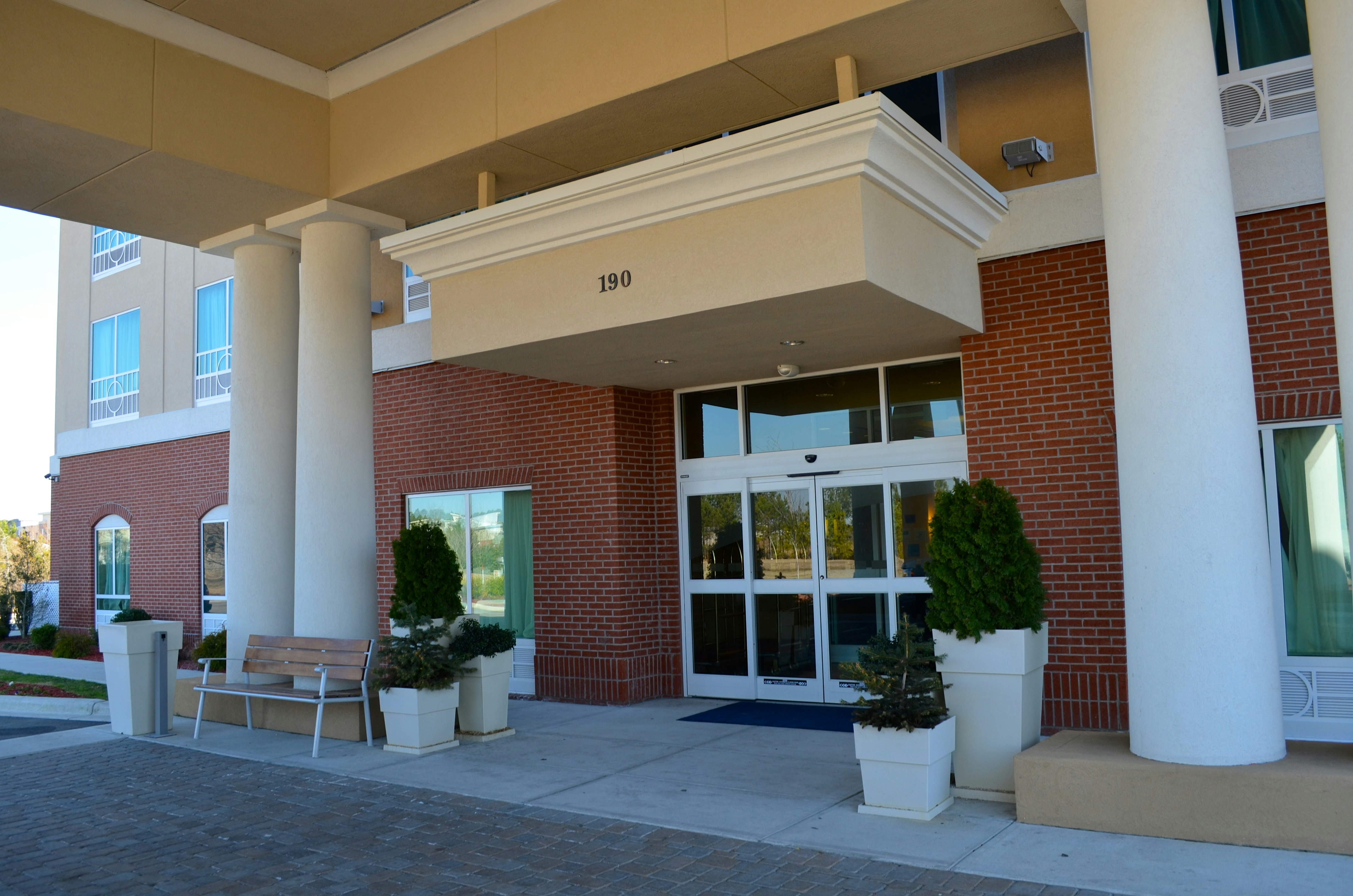 Holiday Inn Express Hotel Suites Smithfield Selma I 95 2/56