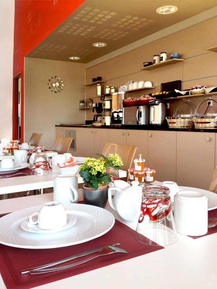 Sejours et Affaires Vitry 37/47