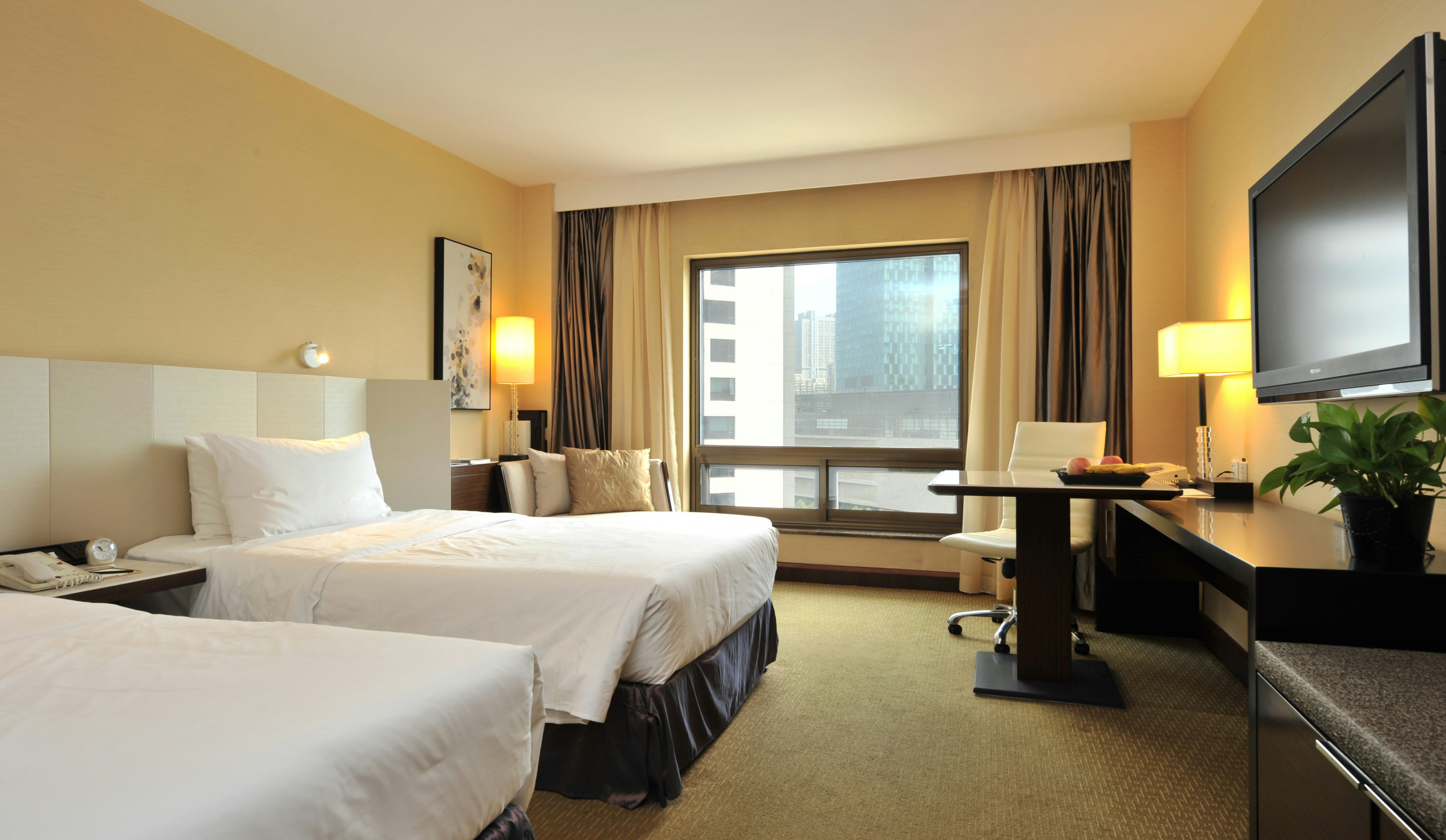 Jinling Hotel 32/52