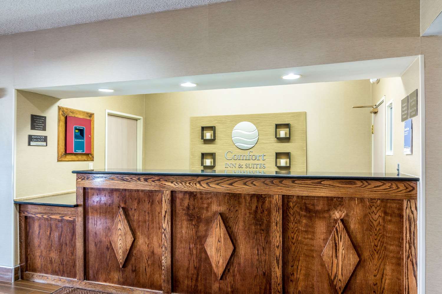 Comfort Inn & Suites - Hannibal 8/31