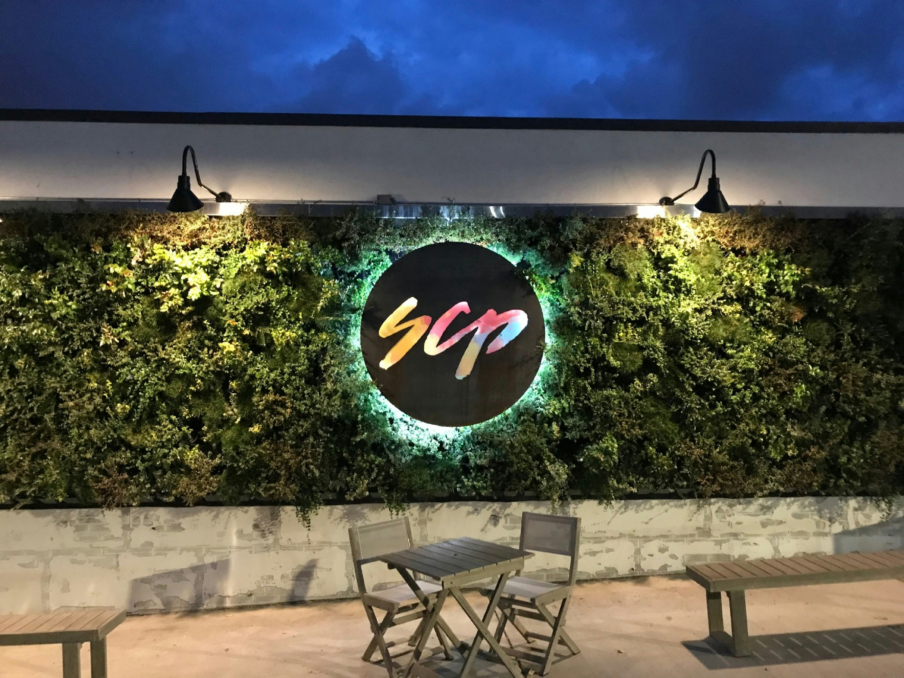 Super 8 Colorado Springs/South/Circle Dr. 33/33