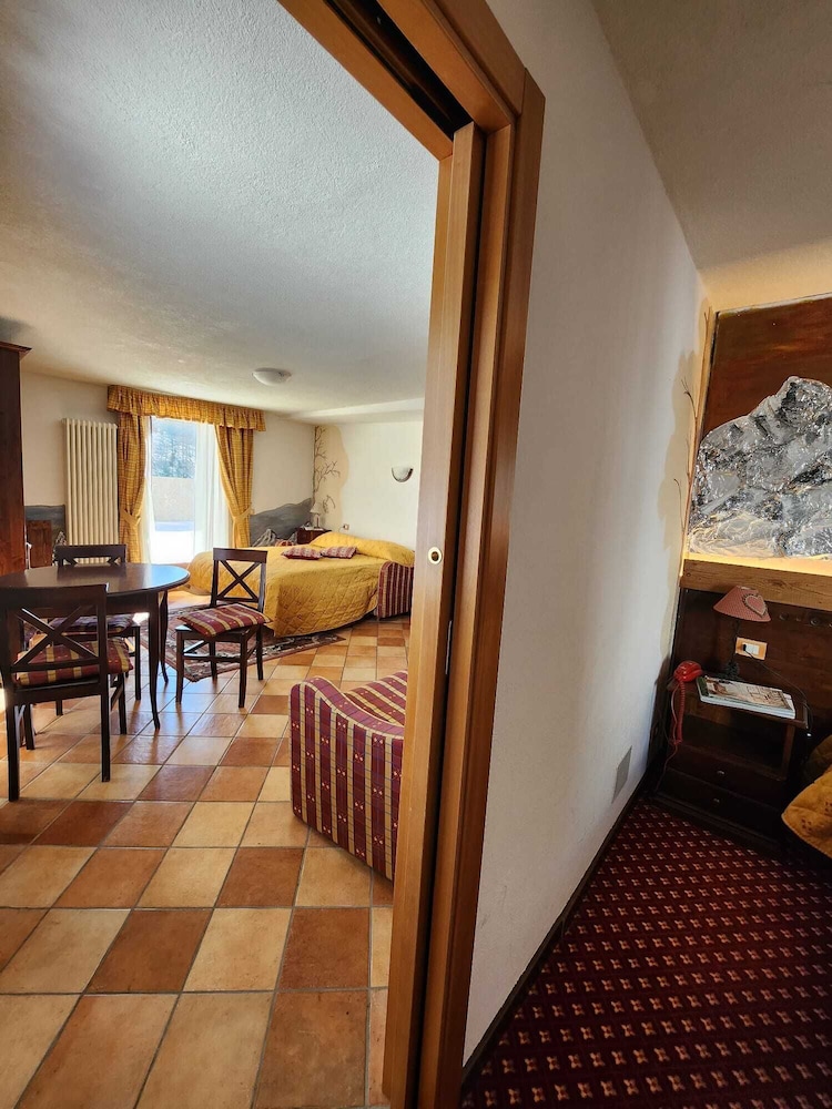 Hotel Lac Bleu 18/48