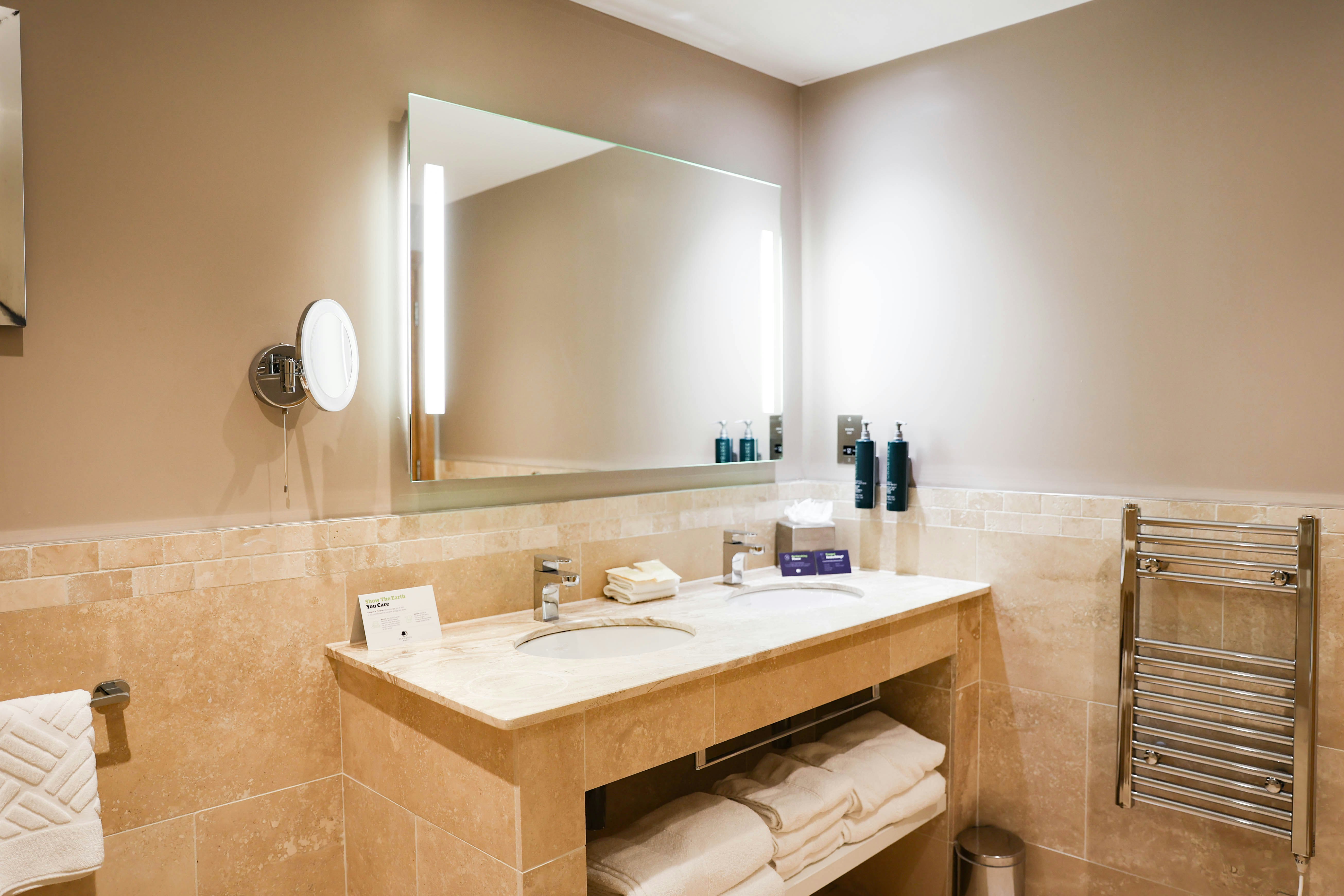 غرفة عائلية بغرفتي نوم، Doubletree By Hilton Milton Keynes 3/3