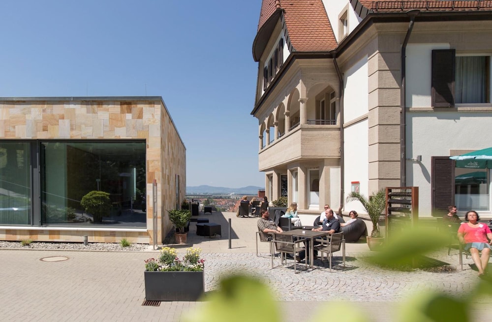 Caritas Tagungszentrum 4/50