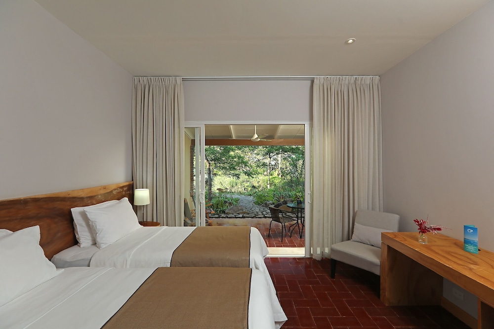 OPacifico Hotel 11/49