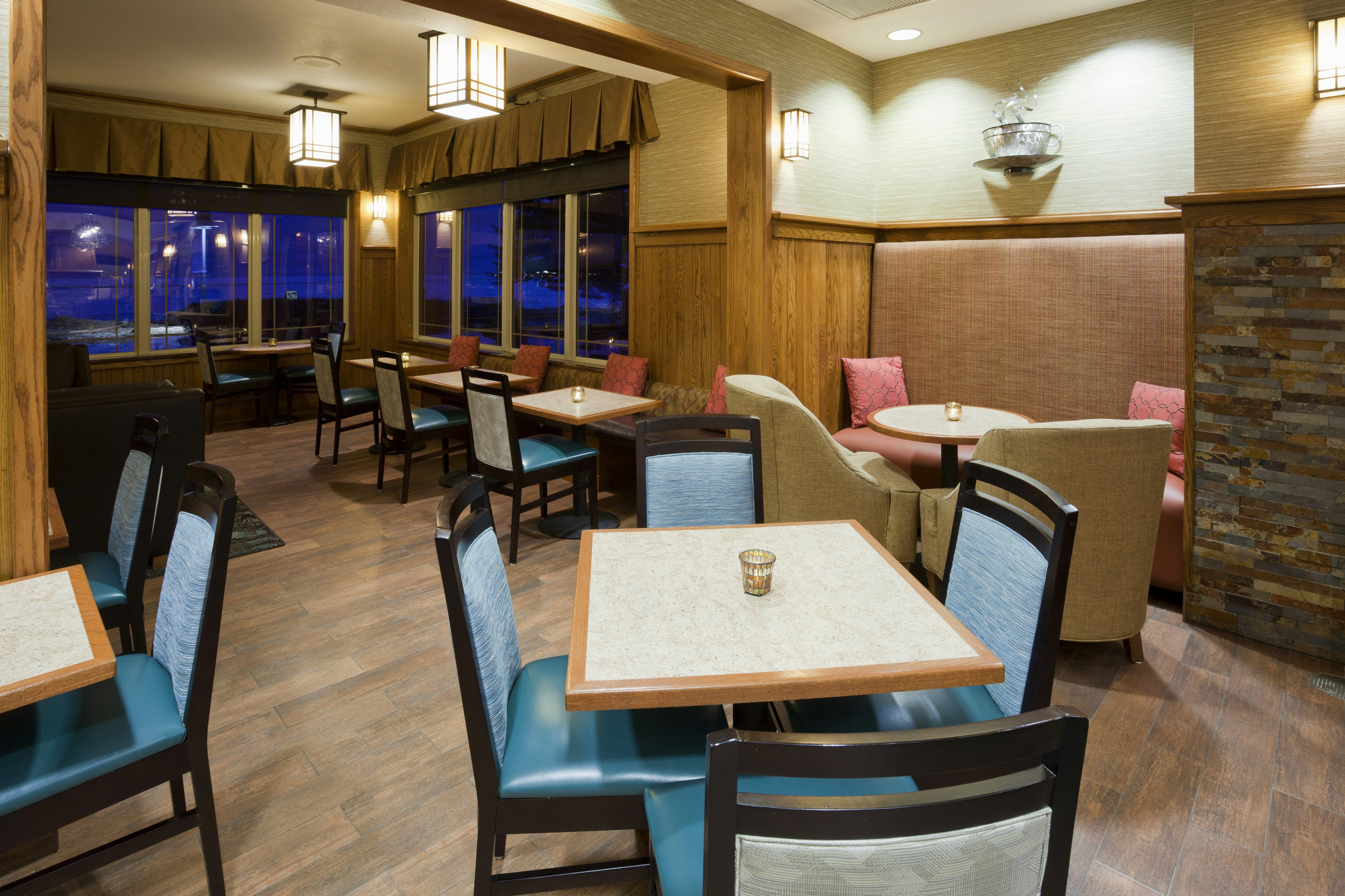 Hampton Inn Duluth Canal Park 52/77