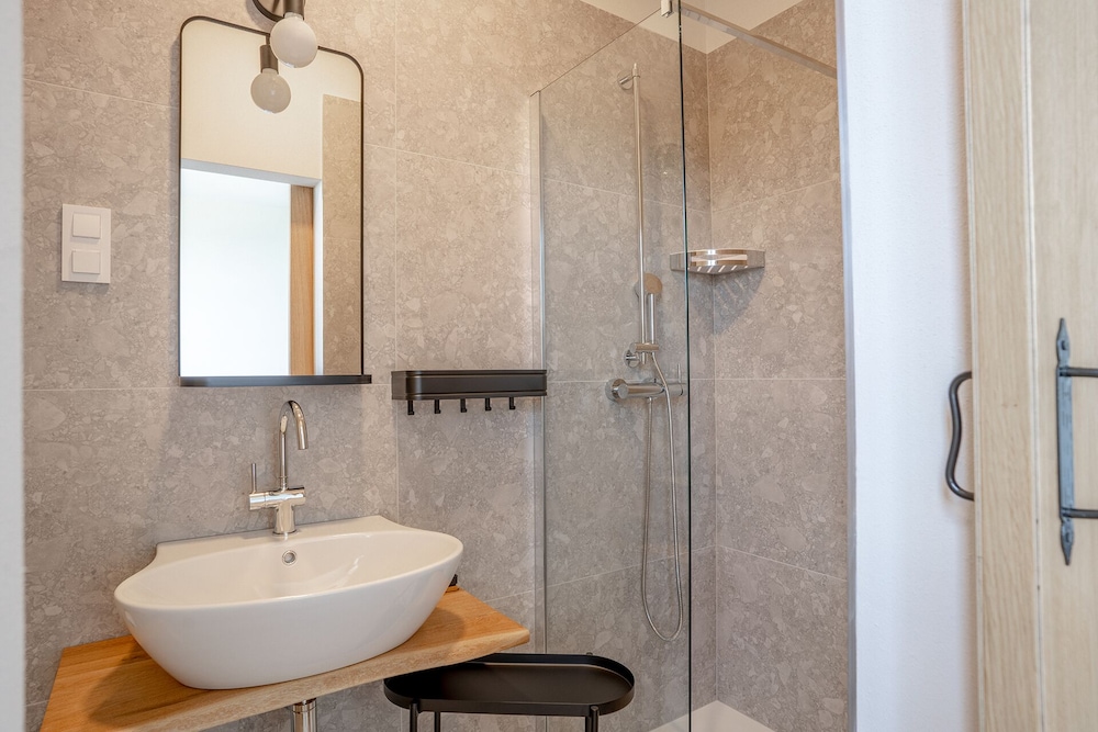 SIBON Wine & Spa Resort 63/70