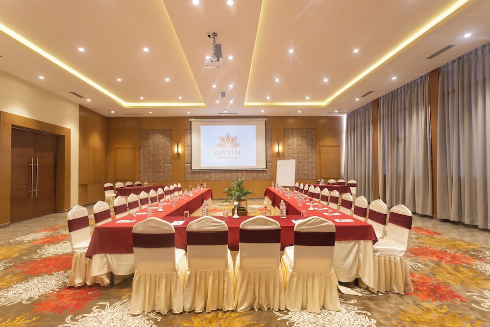 Hotel Crystal Pashupati 63/67