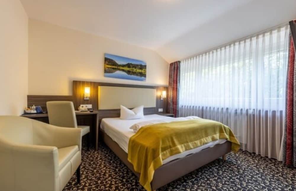 STANDARD, SINGLE, SINGLE BED