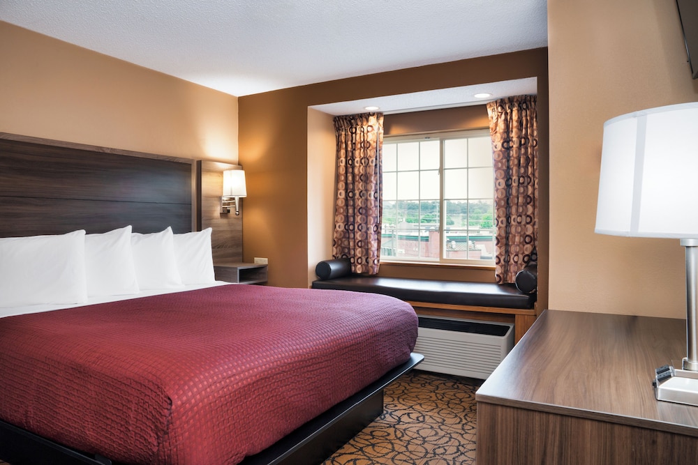 غرفة قياسية بسرير كينج، Guest Inn Pigeon Forge 3/6