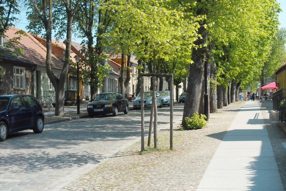 Keramik Hotel Rheinsberg 41/44