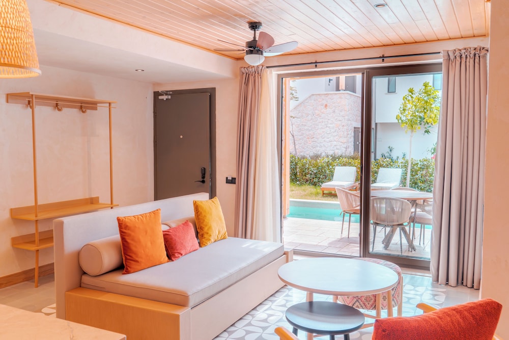 Novva Hotels Kas 17/59