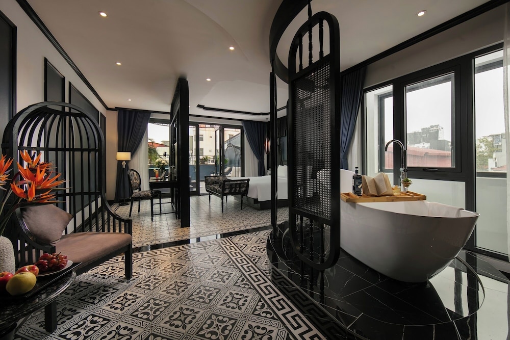 Hanoi Le Chateau Hotel & Spa 35/50