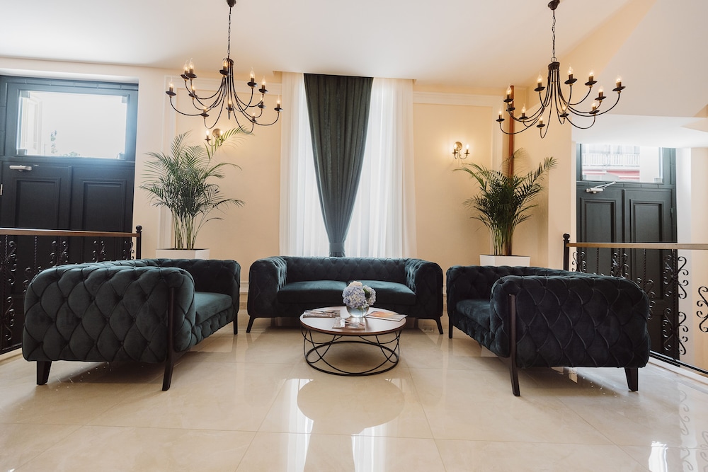 Boulevard Hotel Batumi 52/67