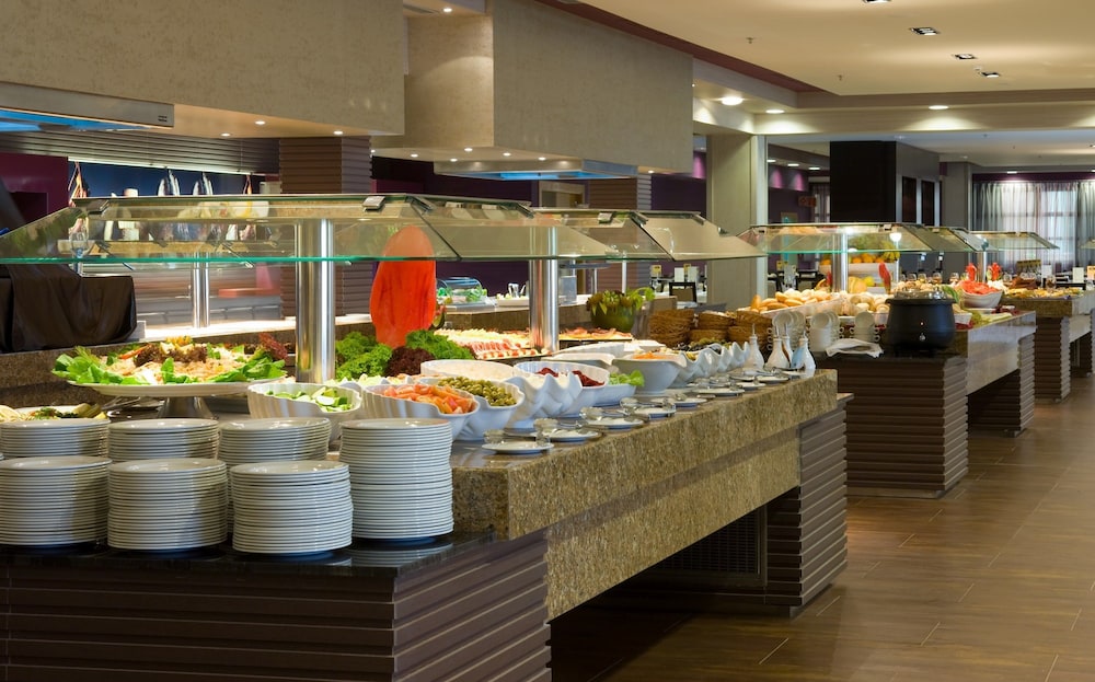 Elba Carlota Beach & Convention Resort 58/72