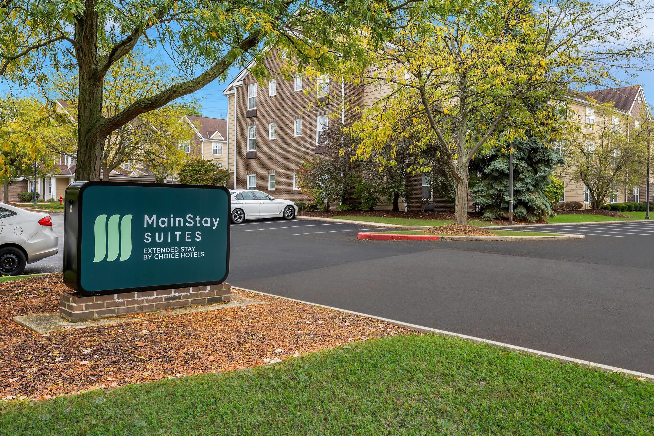 MainStay Suites Middleburg Heights Cleveland Airport 38/42