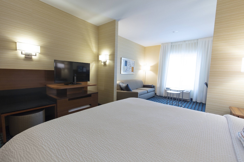 Fairfield Inn And Suites By Marriott Atlanta Woodstock 16/39