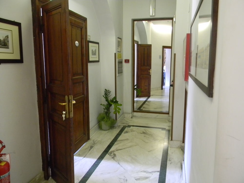 Hotel Primavera 34/64