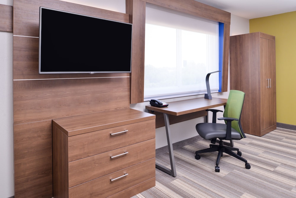 Holiday Inn Express Hotel And Suites Elgin 50/57