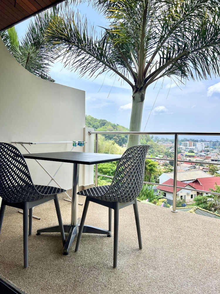 Mountain Sea View Luxury Apartments 43/72