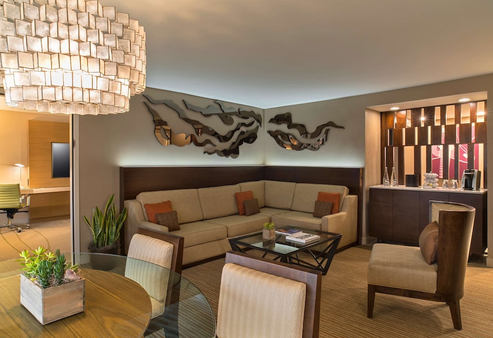 Hyatt Regency Austin 49/77
