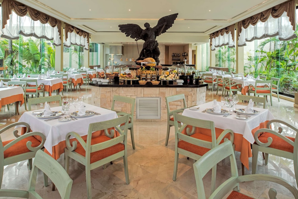 Iberostar Waves Quetzal 35/50