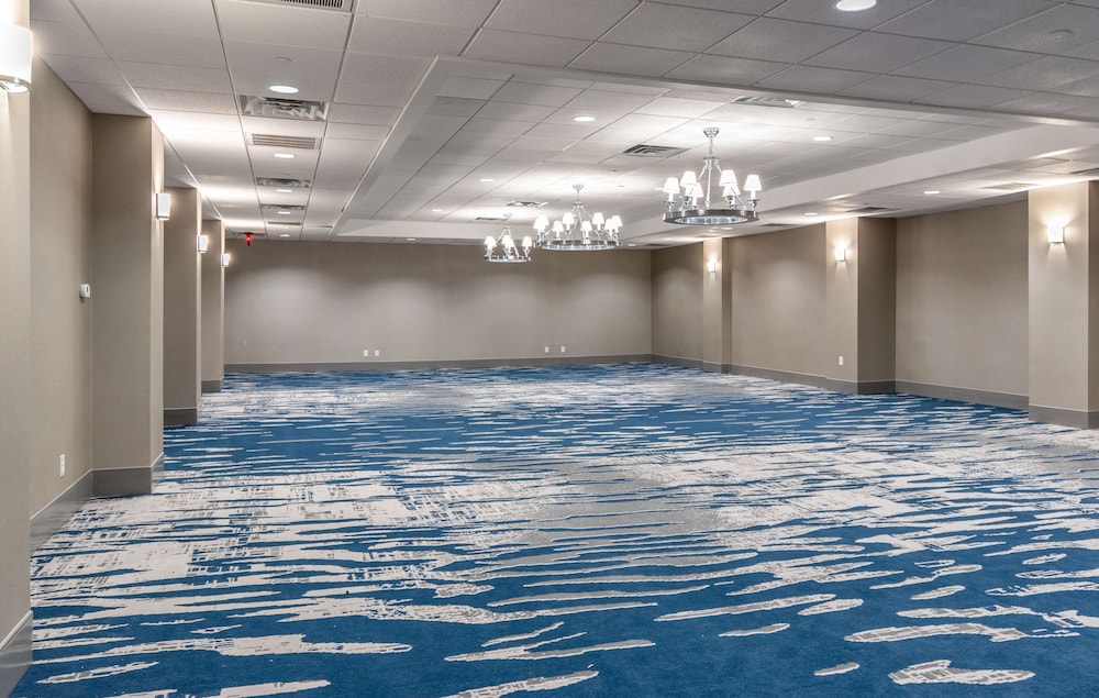 DoubleTree by Hilton Hotel New Bern Riverfront 43/52
