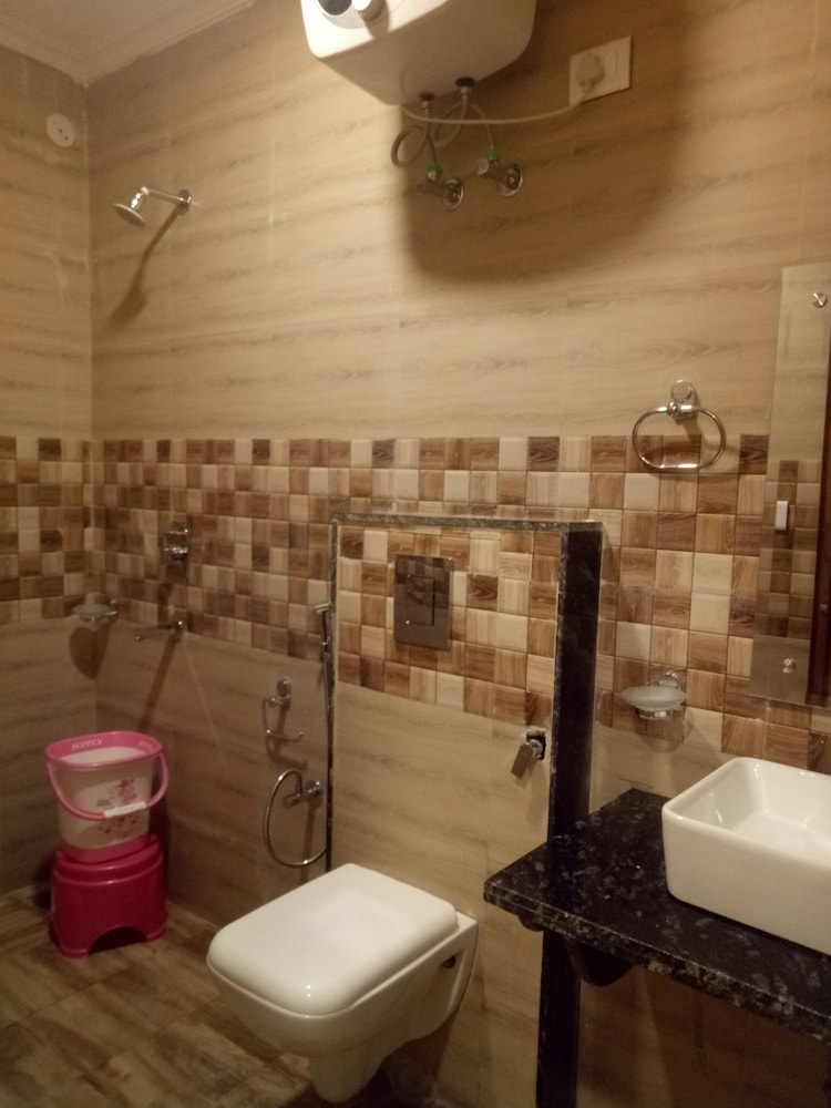 Olivia Hotels 35/61