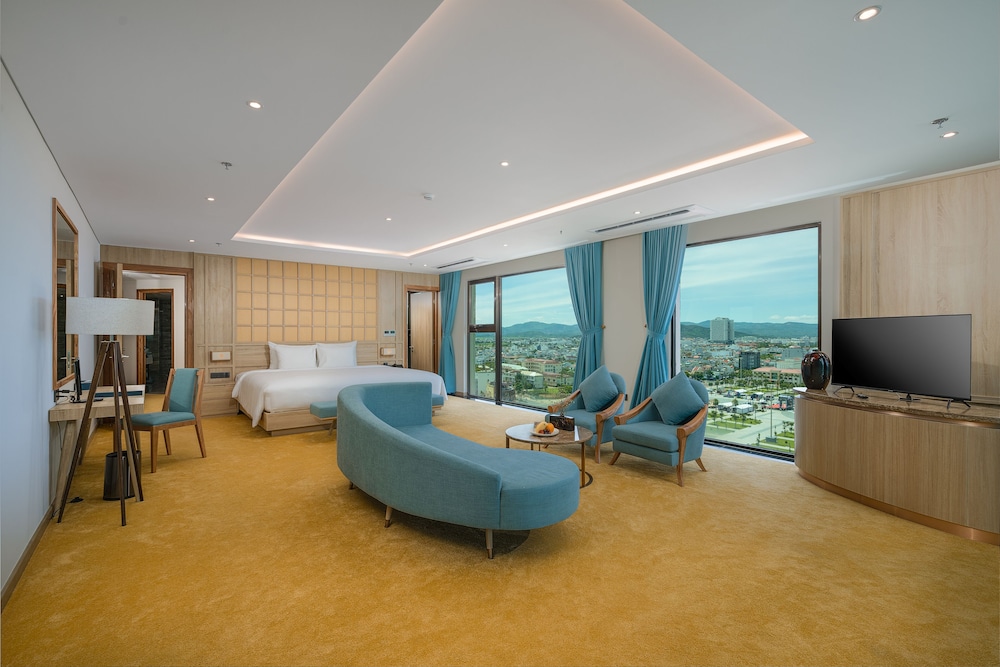 Sala Grand TuyHoa Hotel 12/50