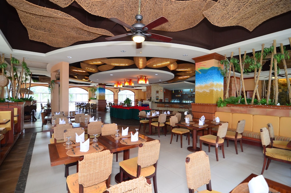 San Remigio Beach Club 36/49