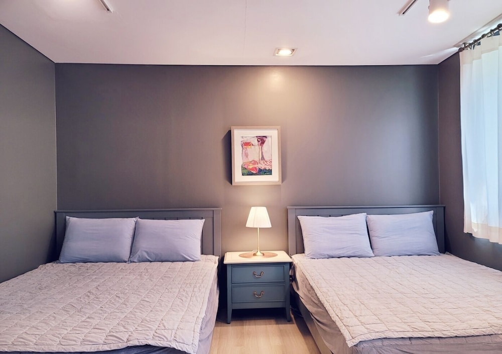 Gallery Family Hotel 29/49