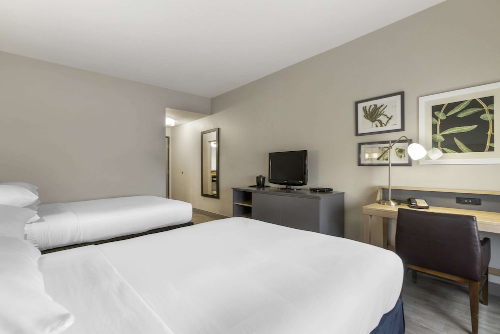 ROOM, 2 QUEEN BEDS