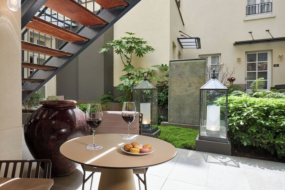 Hotel La Lanterne & Spa 65/72
