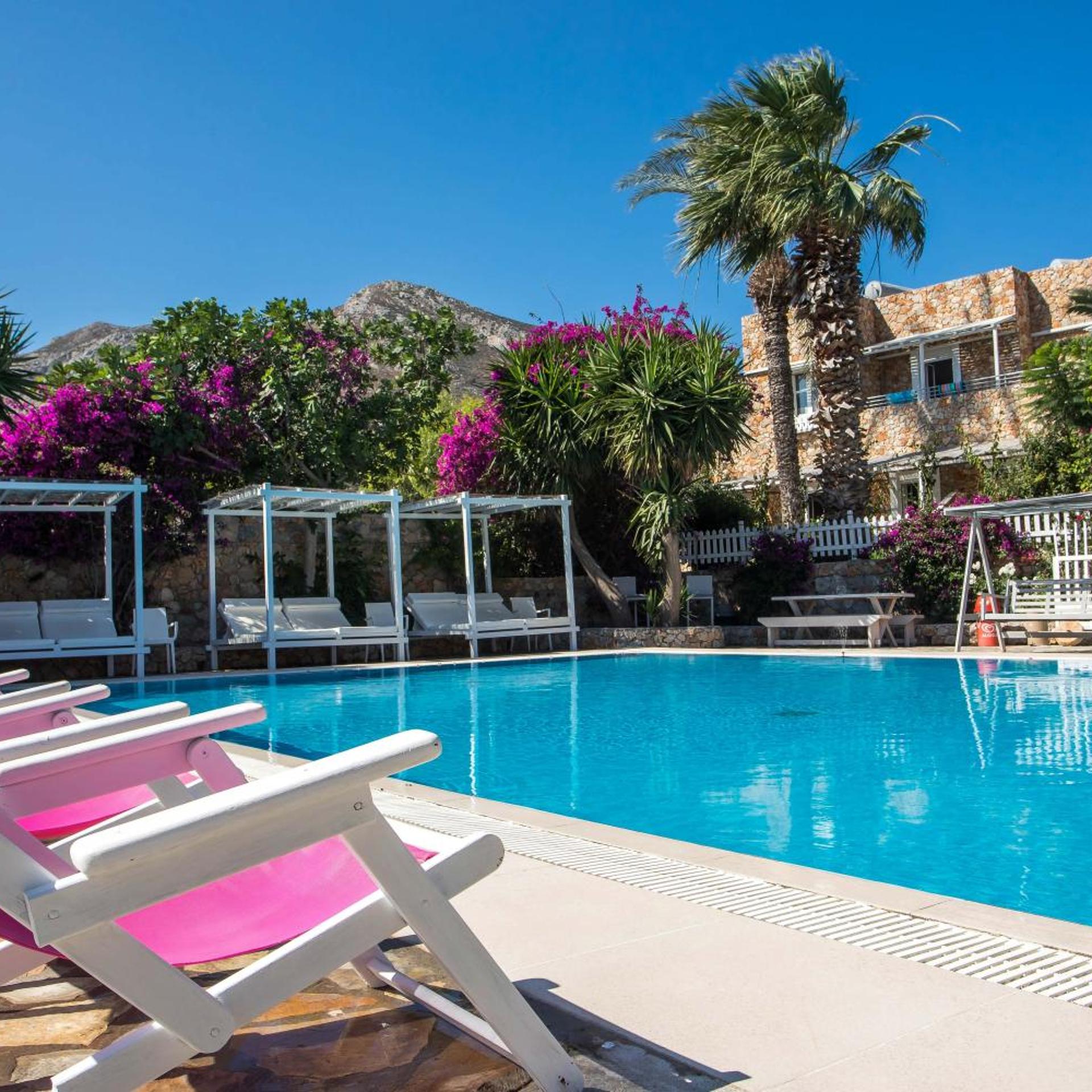 Irini Hotel 61/63