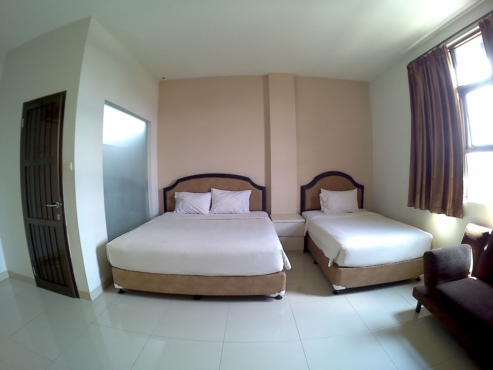 Asoka Hotel 22/48