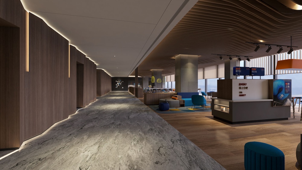 Holiday Inn Express Zhuhai Gongbei 9/63