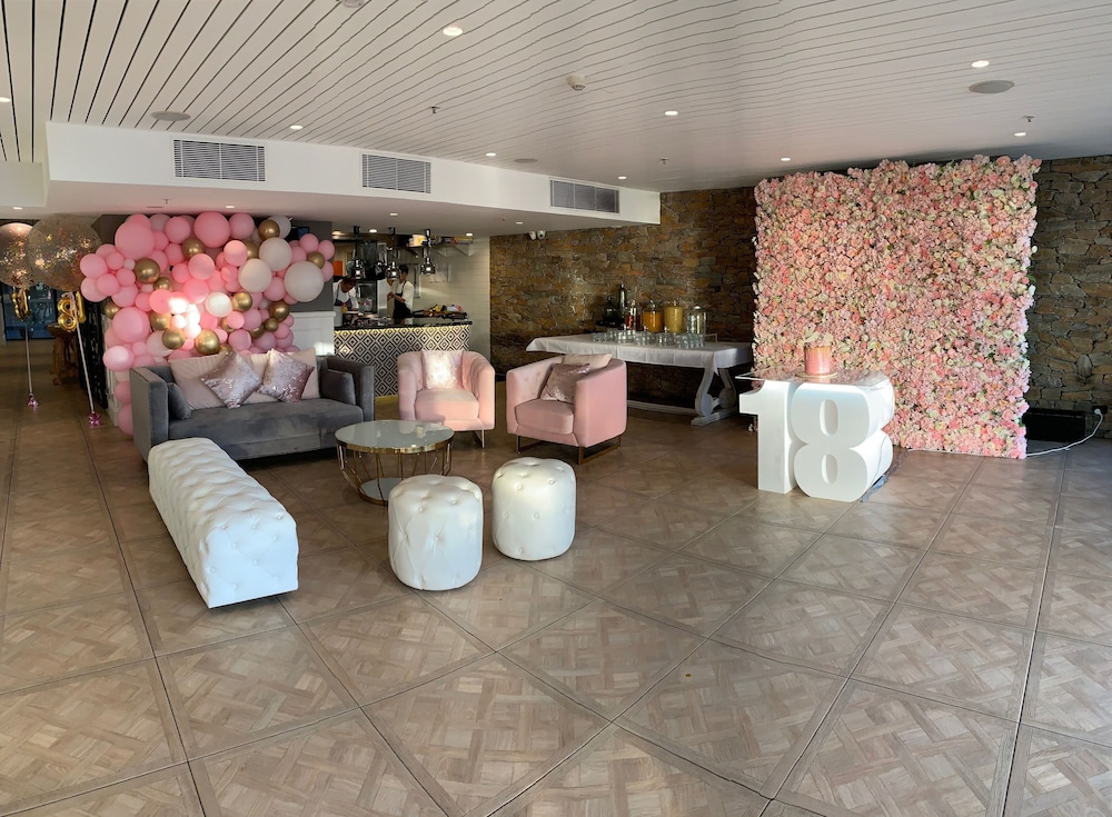 Miramare Gardens Boutique Accommodation 7/29