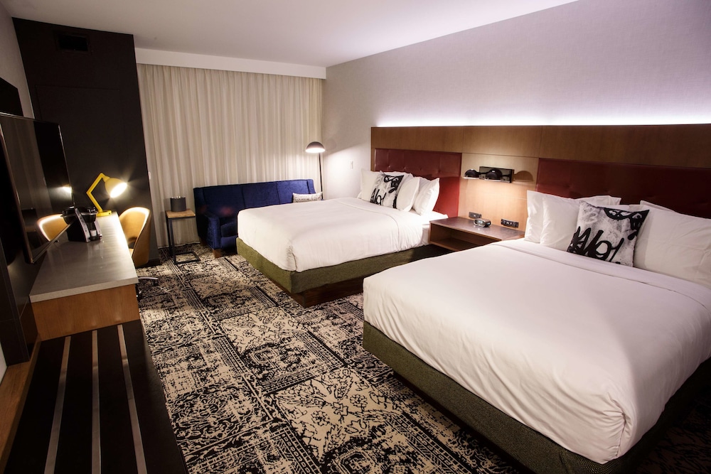 Hotel Rock Lititz 12/62