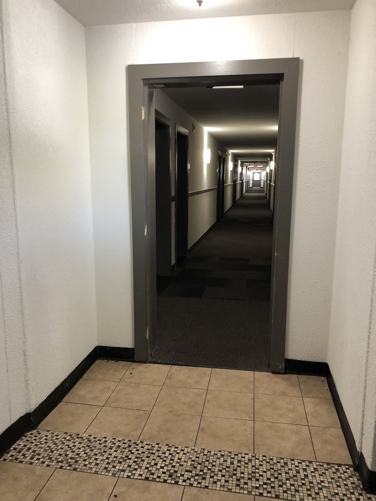 Studio6 Indianapolis, IN 34/61