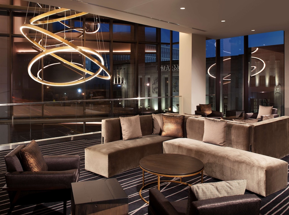 Grand Hyatt Nashville 45/73