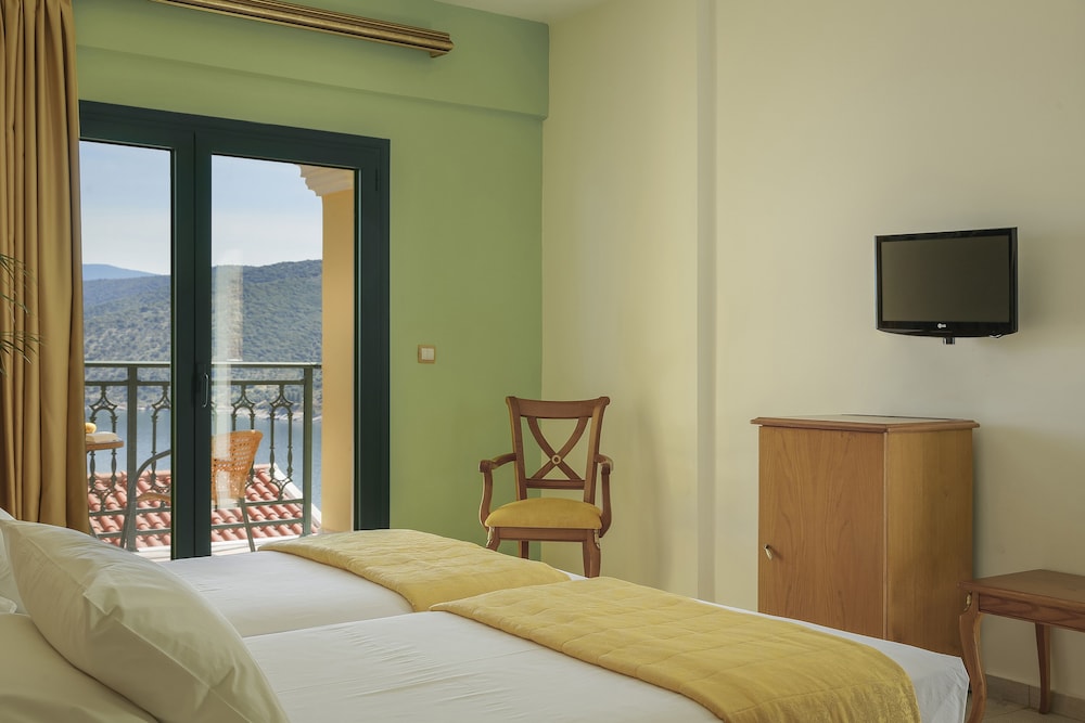 Kefalonia Bay Palace by GHH 16/50