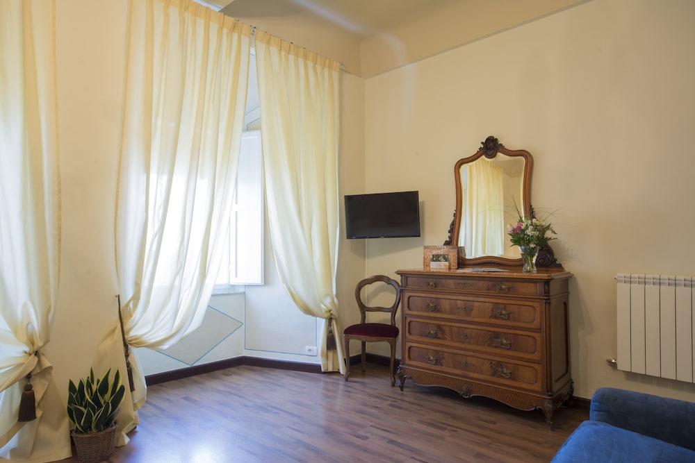 B&B Pantaneto Palazzo Bulgarini 29/42
